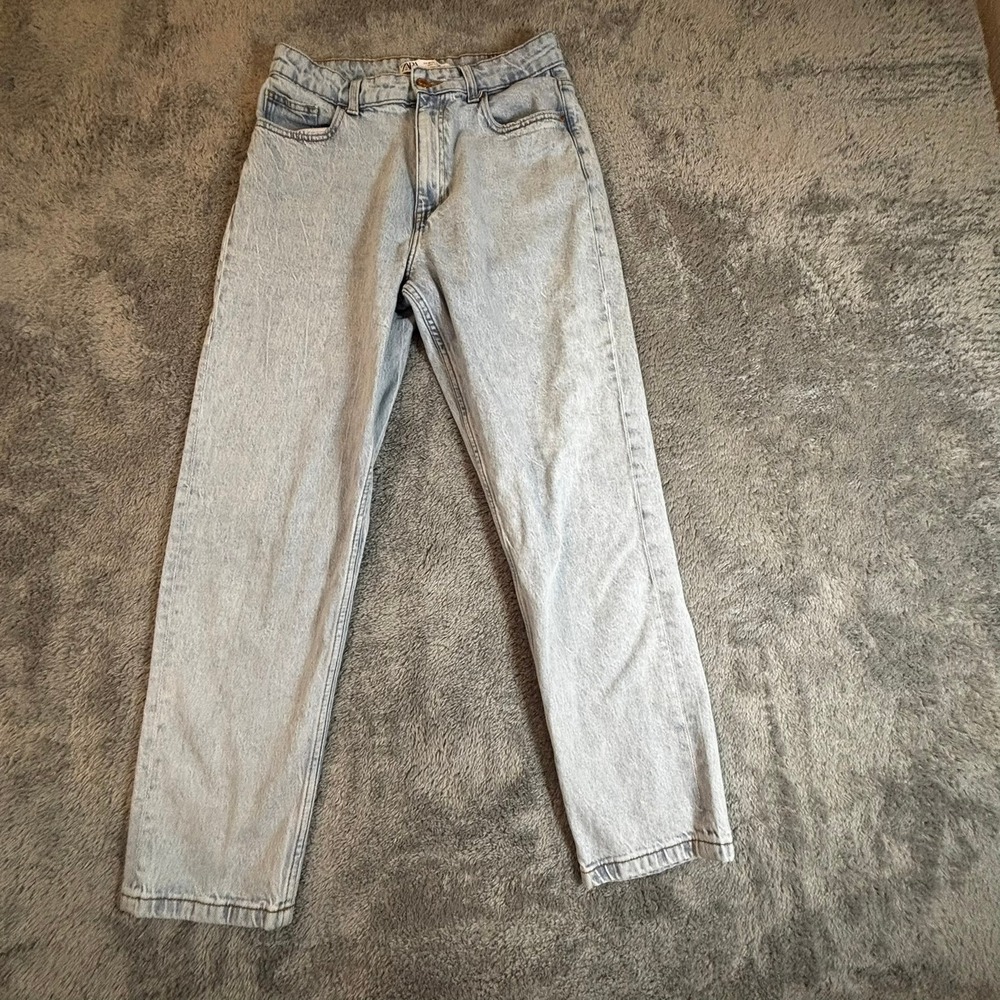 Zara Light Wash High Waisted Straight Leg Jeans Size 6 EUR 38 Light Blue Denim